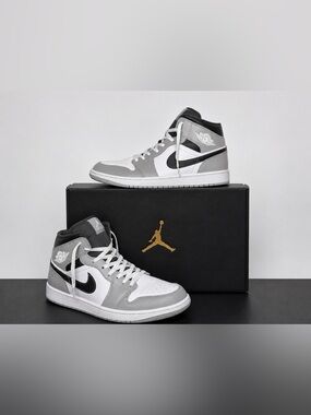 2022 Nike Air Jordan 1 Mid Light Smoke Grey Anthracite Men’s Size 12